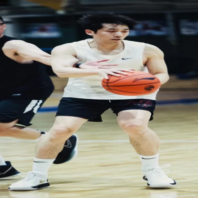 田径接力阵容年轻化的关键策略解析